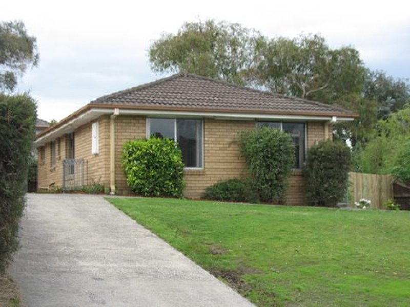 23 Calder Cres, Blackmans Bay, TAS 7052