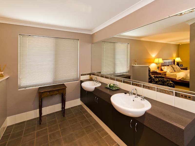 18 Gadd Avenue, Byford, WA 6122 Property Details