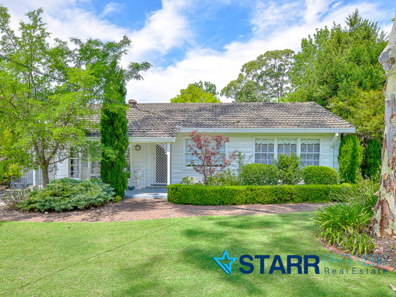 12 Bow Bowing Cres, Bradbury, NSW 2560 Property Details