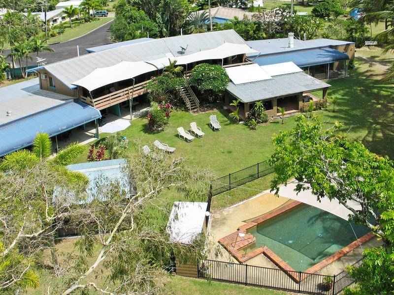 1 Dawson Street, Bramston Beach, QLD 4871