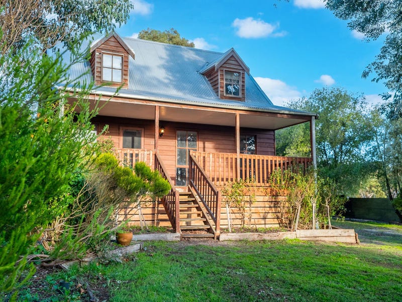 114 Daylesford Road, Brown Hill, VIC 3350