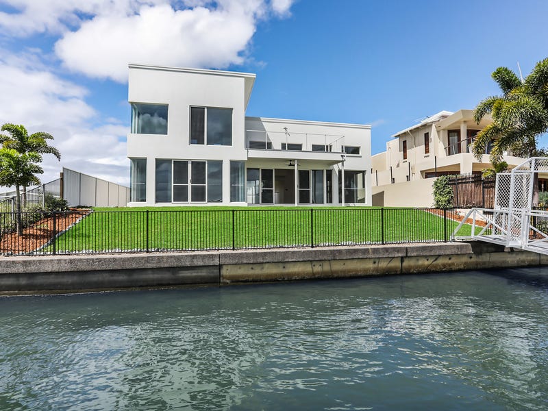 67 Seaside Drive, Banksia Beach, QLD 4507