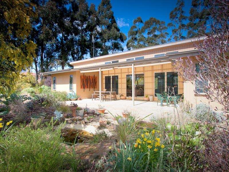 44 Mollison Street, Malmsbury, Vic 3446 Property Details