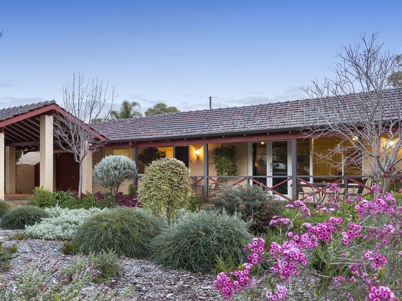 9 Kincardine Crescent, Floreat, WA 6014 Property Details