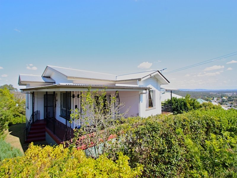 2 Deebing Street, Ipswich, Qld 4305 Property Details