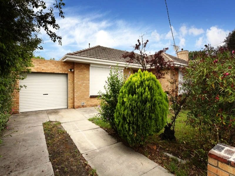 18 Hampshire Road, Sunshine, Vic 3020 Property Details