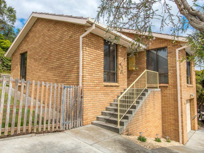 51 Henley Street, Lindisfarne, TAS 7015