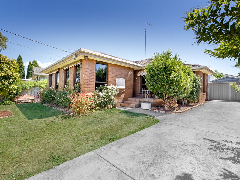3 Malmesbury Street, Wendouree, Vic 3355 Property Details