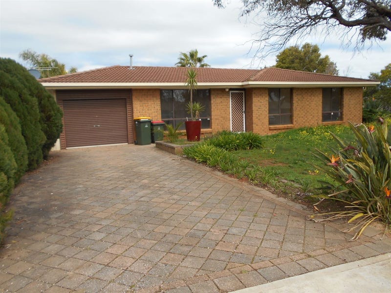 13 California Avenue, Craigmore, SA 5114