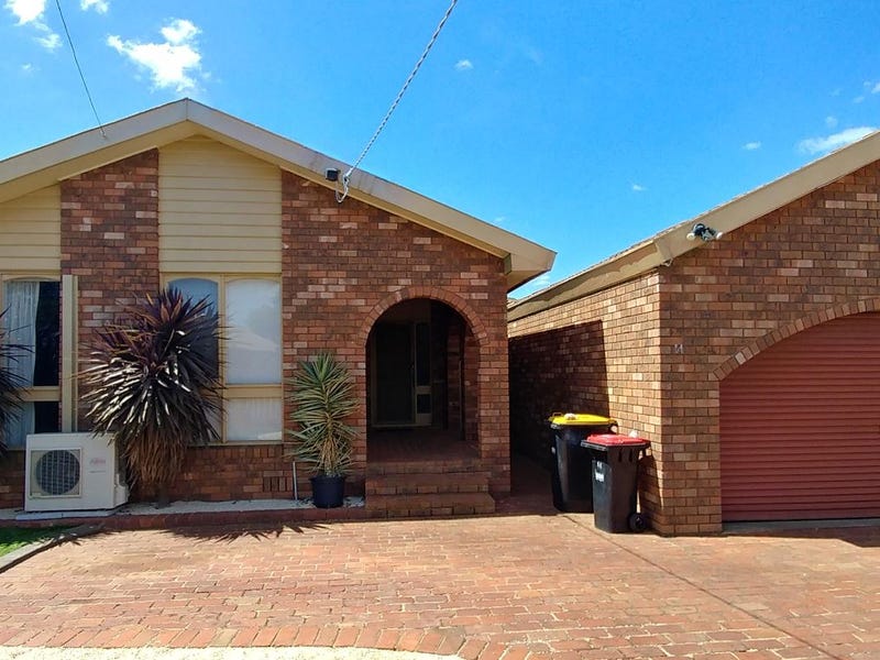 14 Westcott Parade, Rockbank, Vic 3335 Property Details