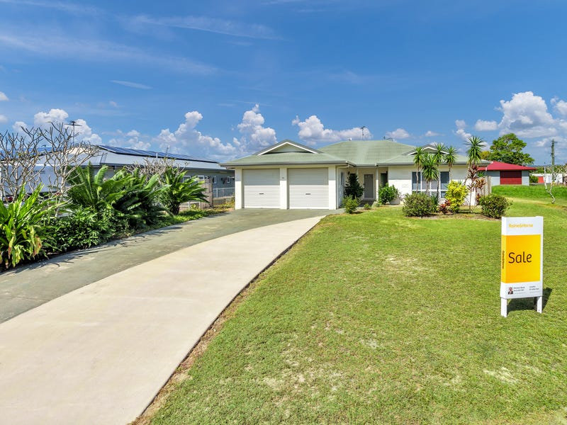 34 Taylor Street, Kurrimine Beach, QLD 4871