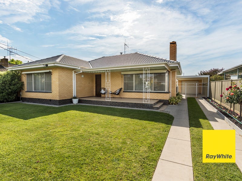 9 Hill Street, Shepparton, Vic 3630 Property Details