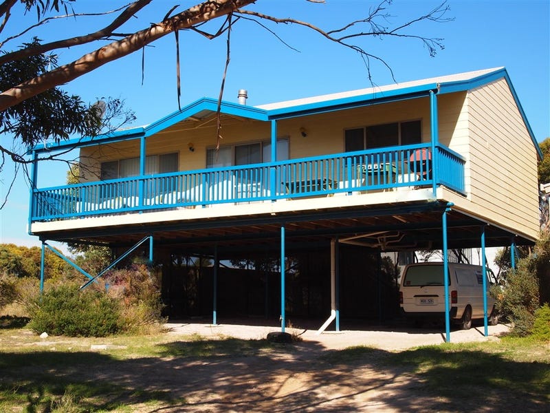 10 Waratah Avenue, Marion Bay, SA 5575