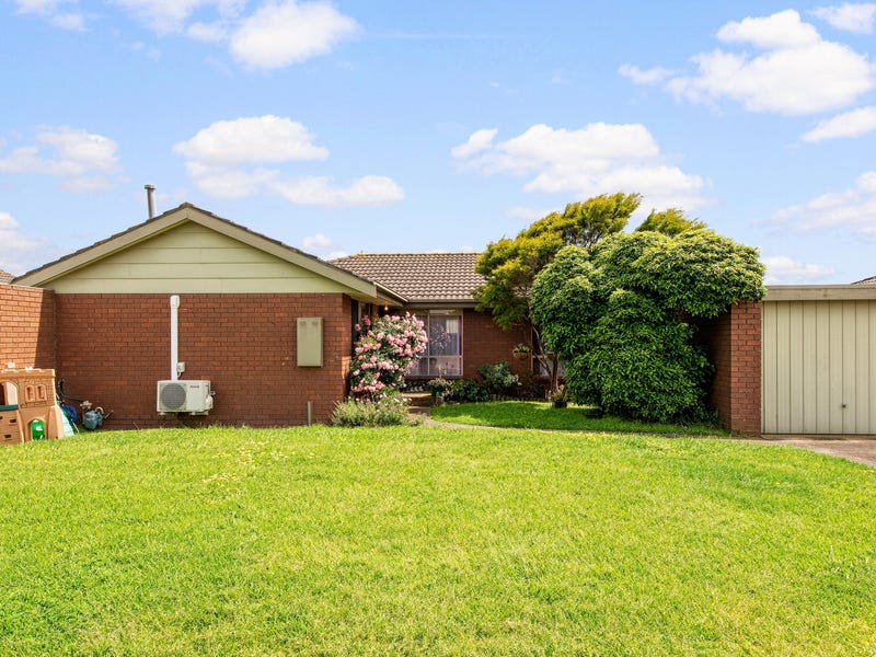 8 Malcolm Drive, Chelsea, Vic 3196 Property Details