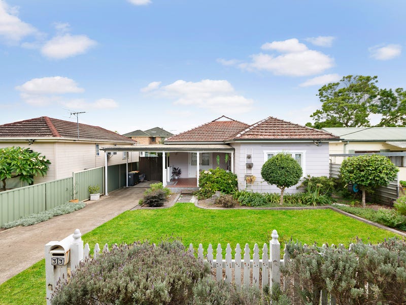 33 Euroka Street, Ingleburn, NSW 2565 Property Details