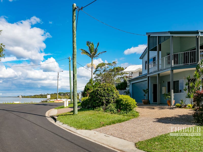 307 Esplanade, Redland Bay, QLD 4165