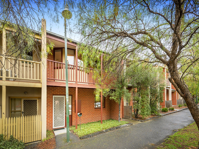 10A Calwell Street, Kensington, Vic 3031 Property Details