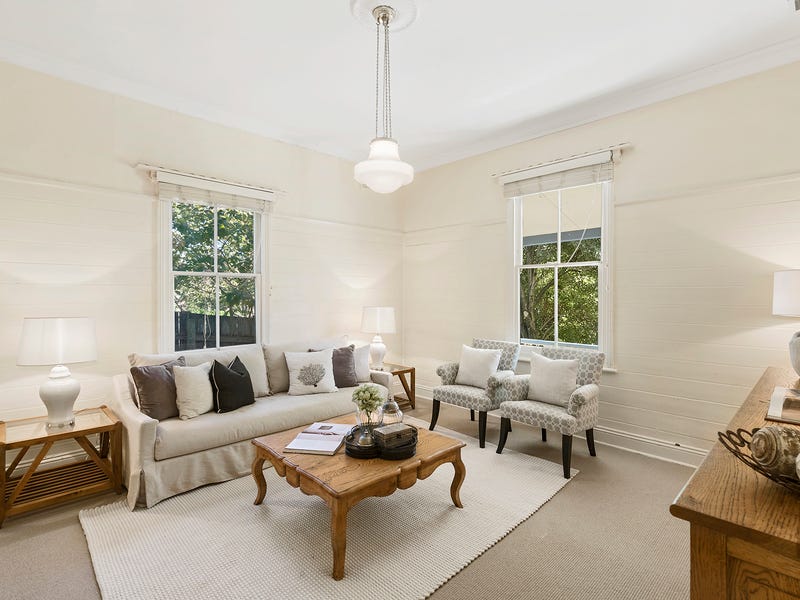 22 Holly Street, Bowral, NSW 2576 Property Details