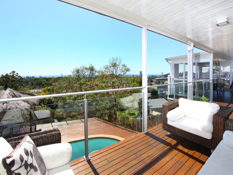 135 KP McGrath Drive, Elanora, Qld 4221 Property Details