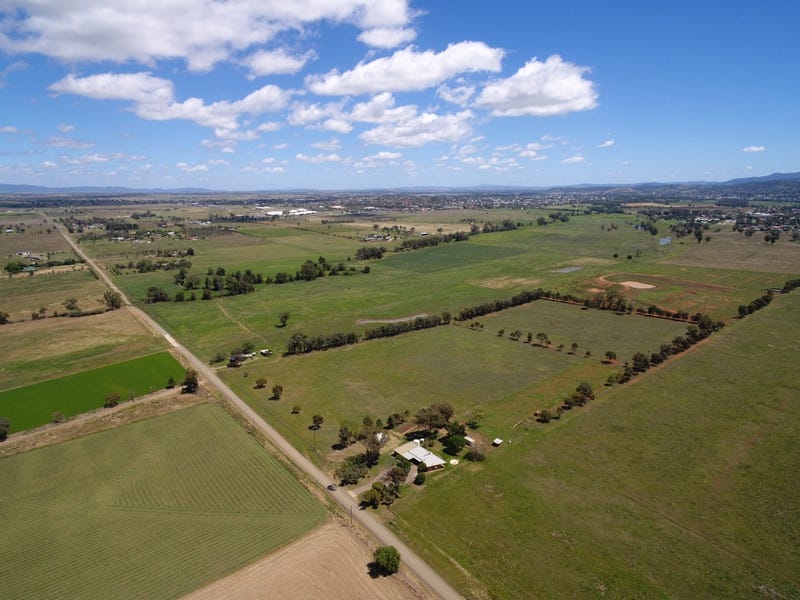 "Rossfield", 605 Burgmanns Lane, Tamworth, NSW 2340 Property Details