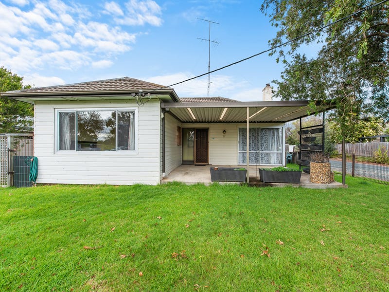 67 Anderson Street, Bairnsdale, Vic 3875 Property Details