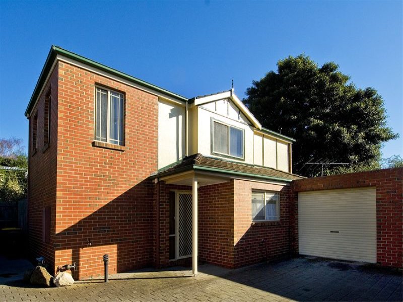 4/25 Torquay Road, Belmont, Vic 3216 Property Details