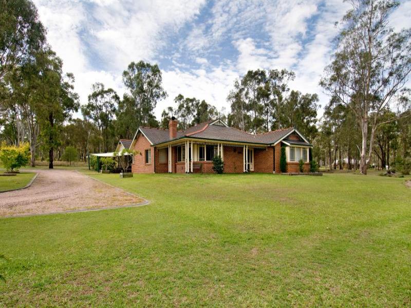 2 Brough Place, Wallalong, NSW 2321 Property Details