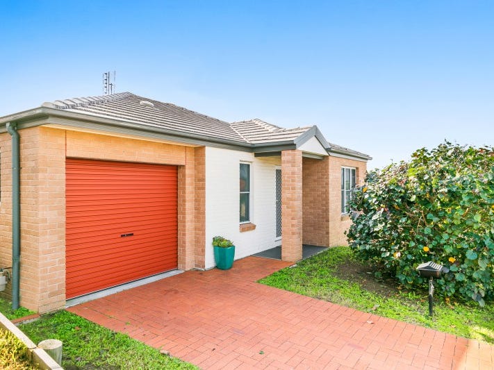 35 Harmony Cres, Mount Hutton, NSW 2290