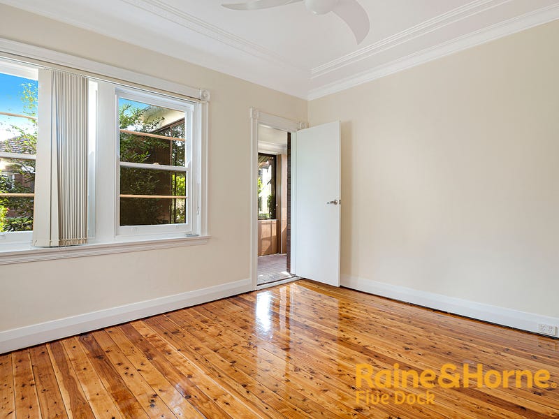 10 Dalmeny Avenue, Russell Lea, NSW 2046