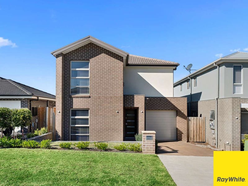 132 Pridham Avenue, Box Hill, NSW 2765