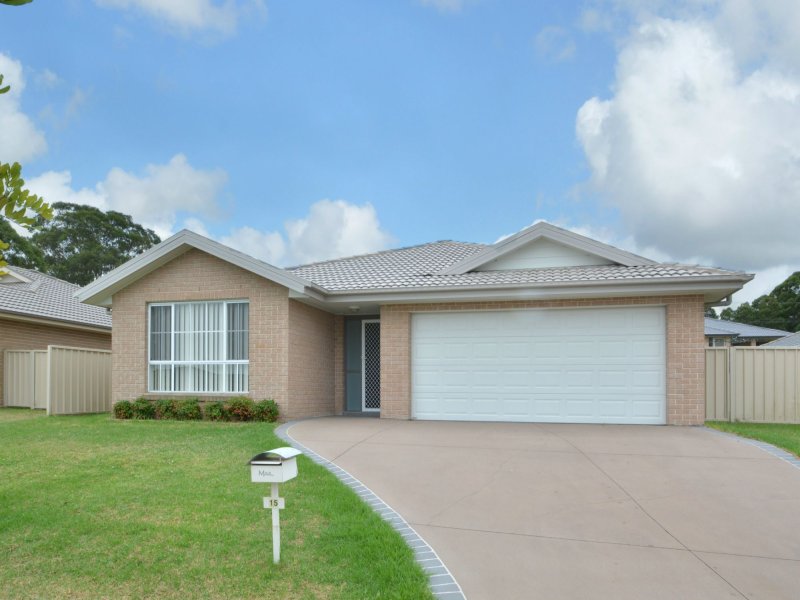 15 Closebourne Way, Raymond Terrace, NSW 2324