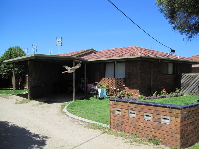 1/16 Wellington Street, Paynesville, VIC 3880