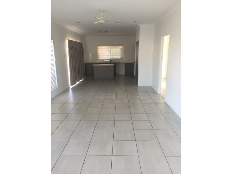 12 Regency Road, Moore Park Beach, QLD 4670