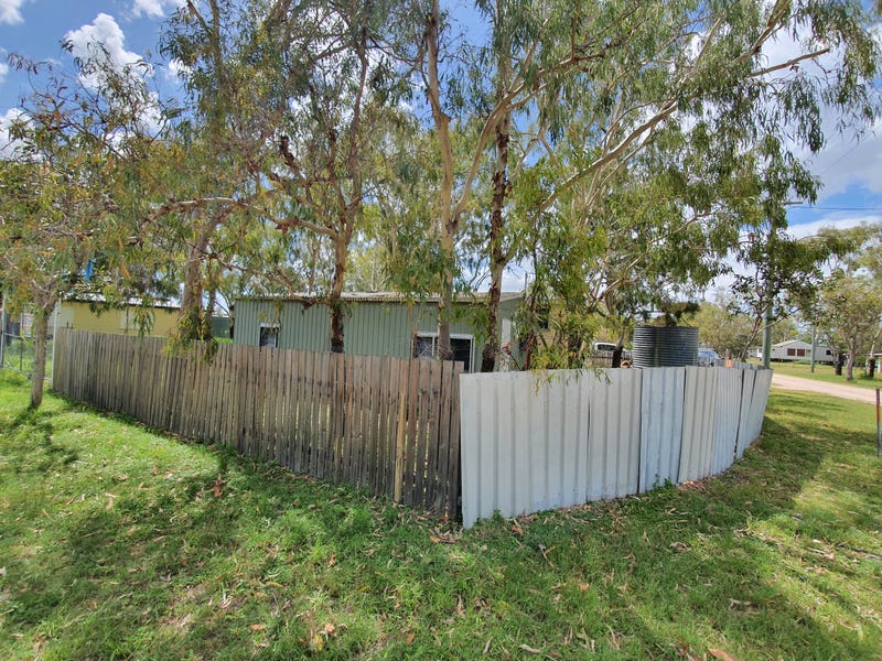 17 S S Wakefield Avenue, Jerona, Qld 4809 Property Details