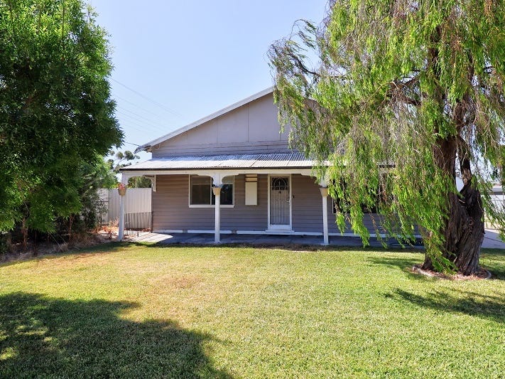 1 Railway North Terrace, Pinnaroo, SA 5304 Property Details