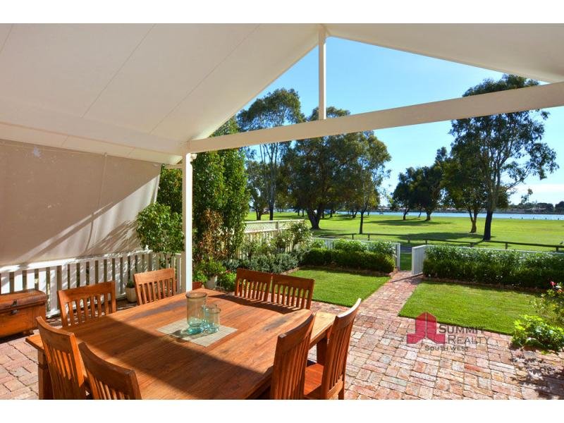 72 Stirling Street, Bunbury, WA 6230 Property Details