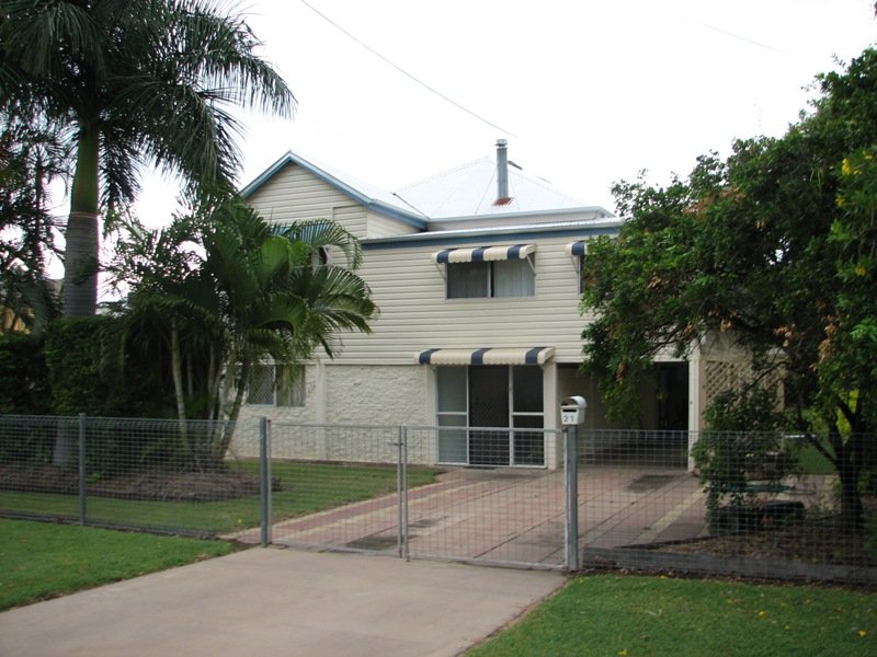 Property 106421581, Emerald, Qld 4720 Property Details