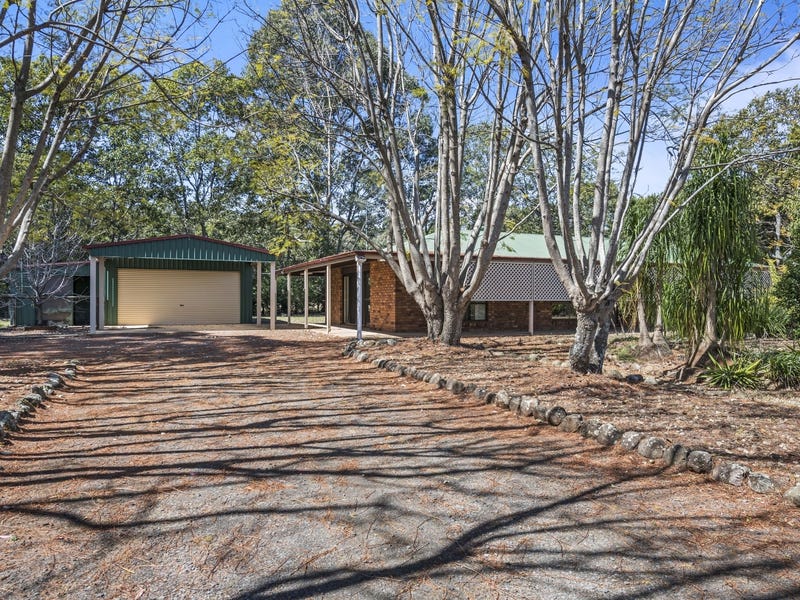 12 Penny Road, Highfields, Qld 4352