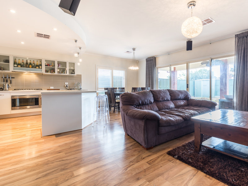 24 Elizabeth Street, Blair Athol, SA 5084