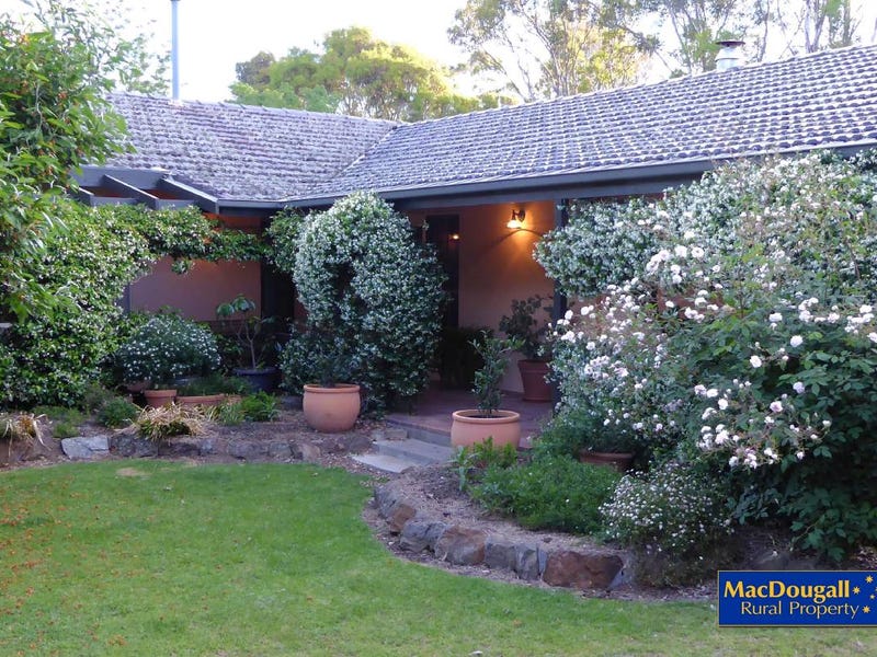 398 Cluny Road, Armidale, NSW 2350