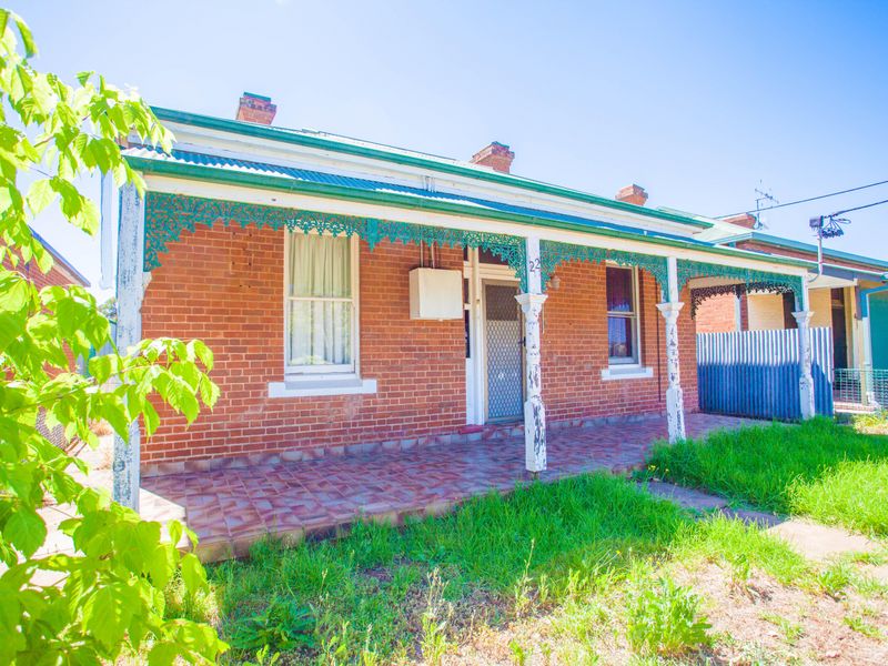 22 Simpson Street, Wellington, NSW 2820 Property Details