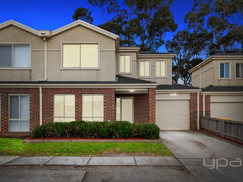 Real Estate & Property for Sale in Caroline Springs, VIC 3023 (+1