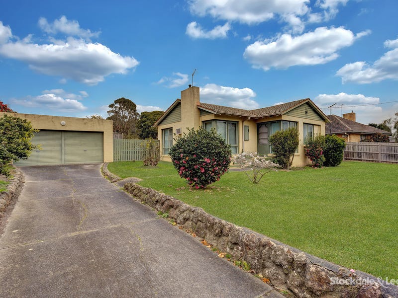 28 Park Boulevard Ferntree Gully Vic 3156 Property Details