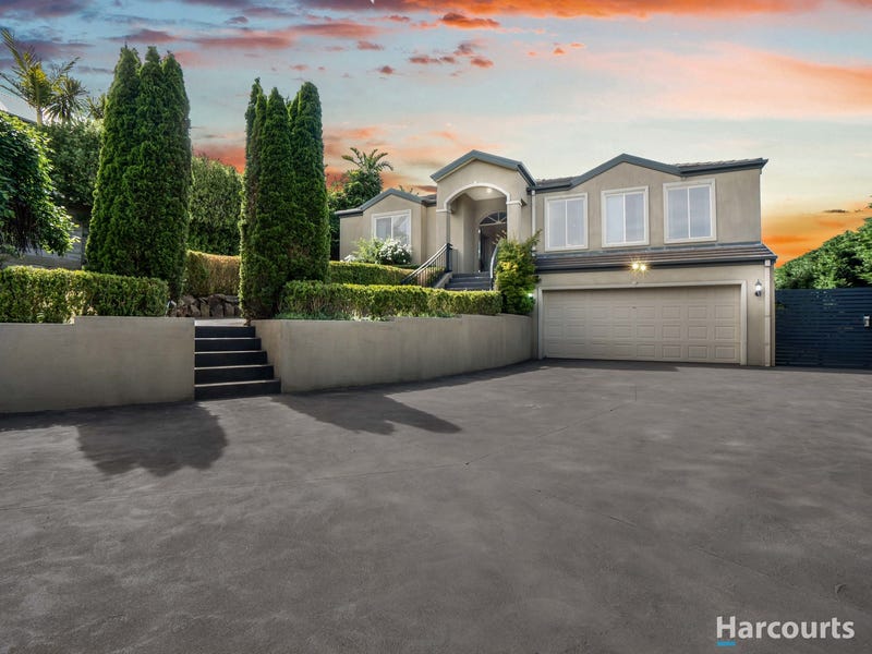 16 Highland Drive, Pakenham, Vic 3810 Property Details
