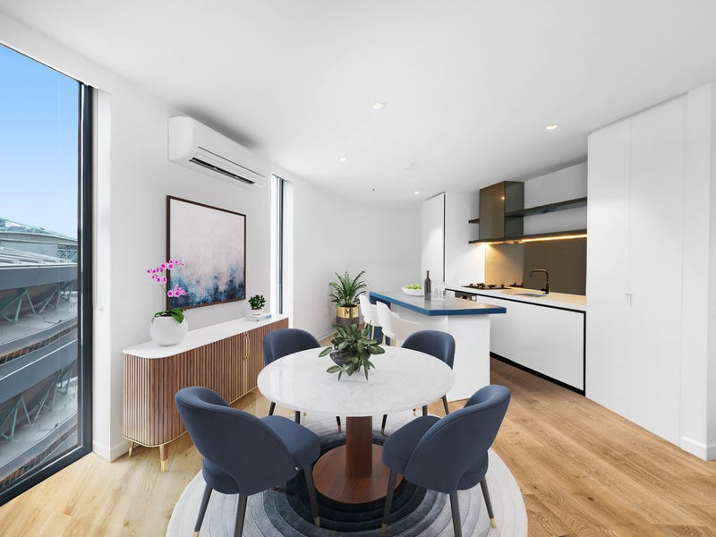 Real Estate & Property for Sale in Albert Park, VIC 3206 (+1 location