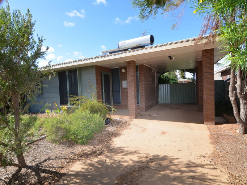8 Willesee Street, Carnarvon, WA 6701 Property Details