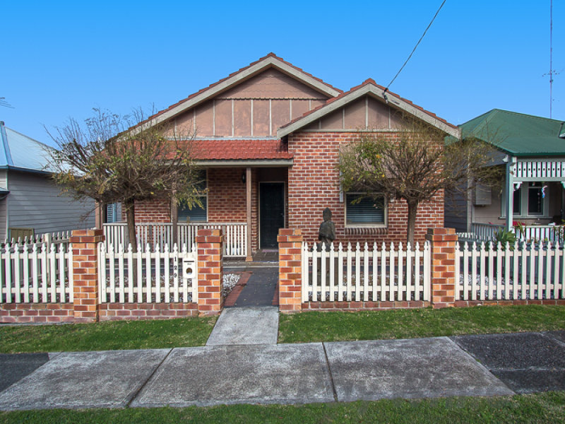 129 Everton Street, Hamilton, NSW 2303