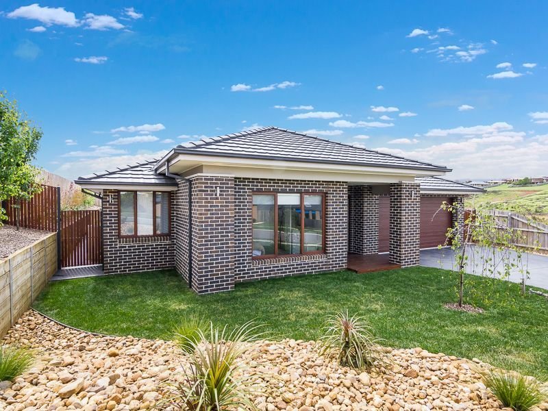 4 Ajax Street, Drouin, Vic 3818 Property Details