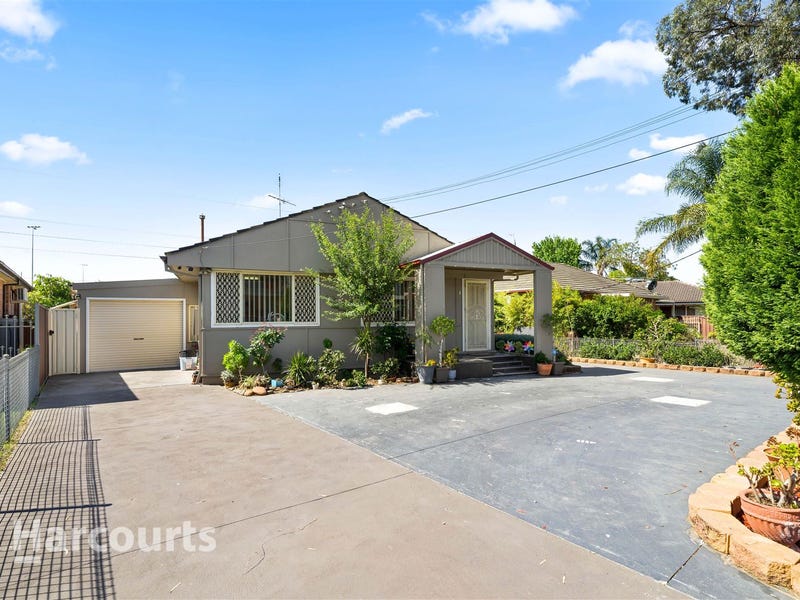 32 Williamson Cres, Warwick Farm, NSW 2170