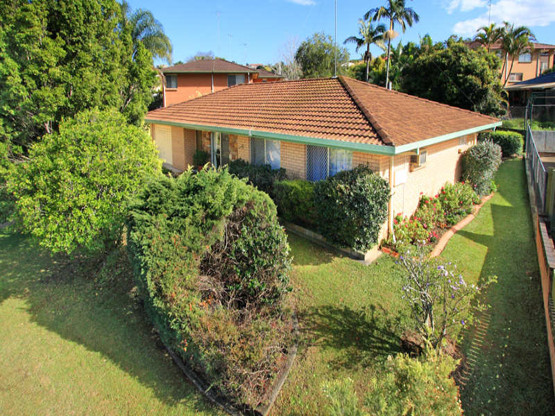 42 Cornflower Street, Mansfield, Qld 4122 Property Details